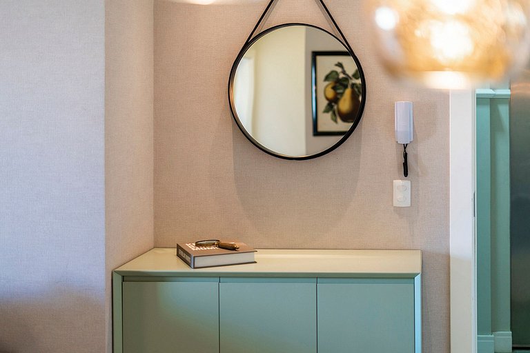 Mario Guilherme - Apto - 203 - Apartamento Impecável em Cond