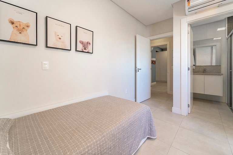 Mario Guilherme - Apto - 203 - Apartamento Impecável em Cond