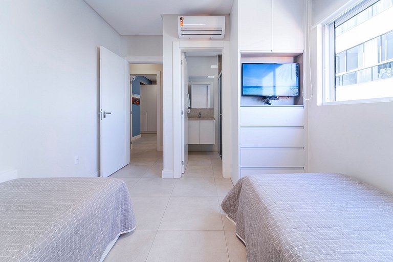 Mario Guilherme - Apto - 203 - Apartamento Impecável em Cond