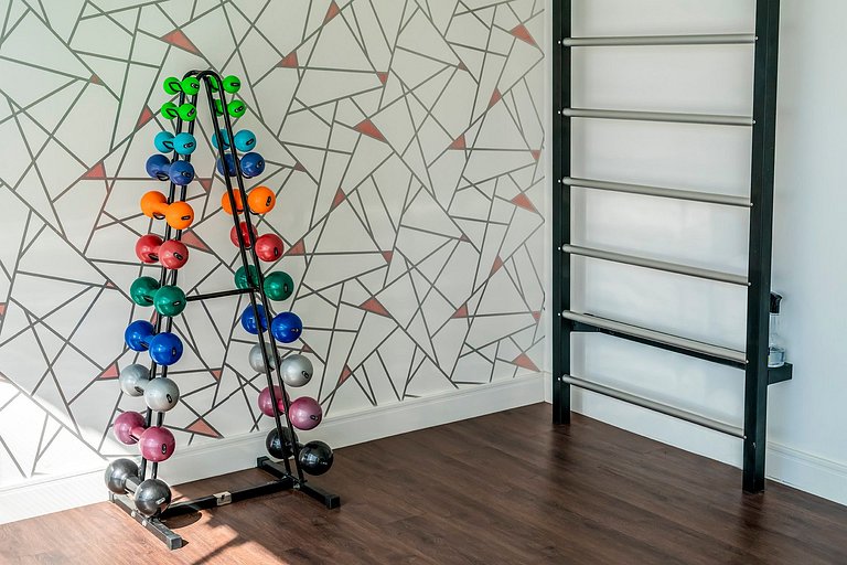 Mario Guilherme - Apto - 203 - Apartamento Impecável em Cond