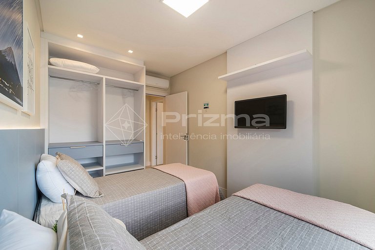 302 03 Waldgarten Bombinhas - 50 m do Mar e Frente Avenida -