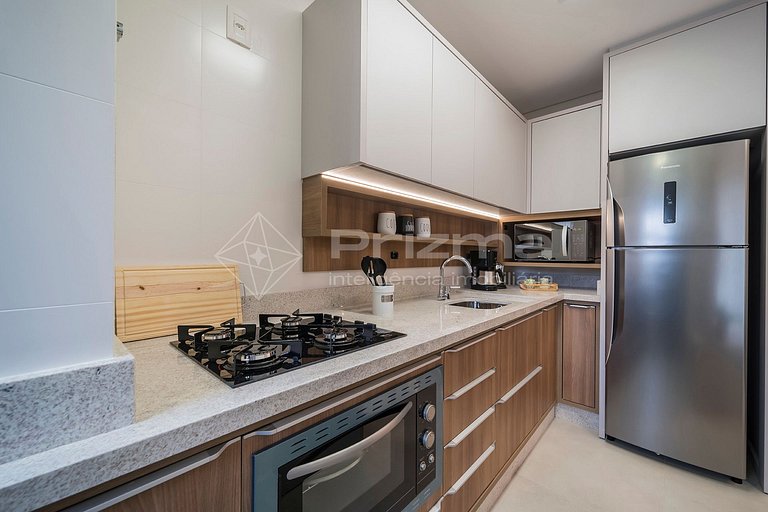 302 03 Waldgarten Bombinhas - 50 m do Mar e Frente Avenida -