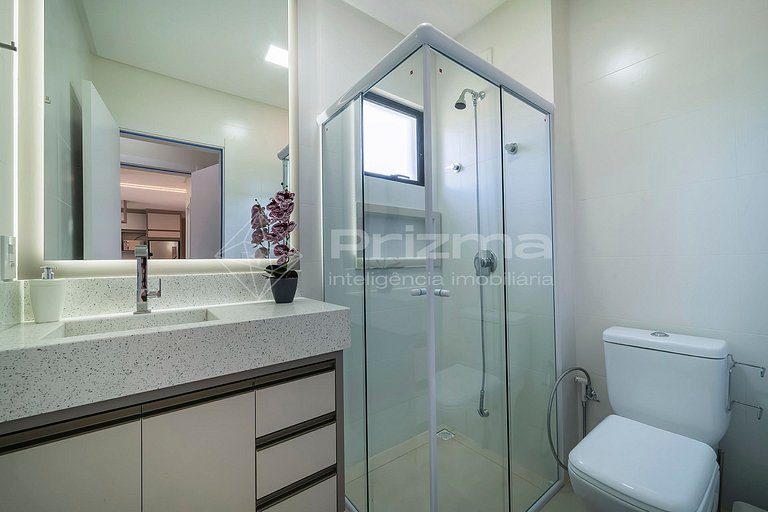 303 03 - WaldGarten- 50 m do Mar - Condomínio de Alto Padrão