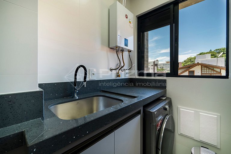 303 03 - WaldGarten- 50 m do Mar - Condomínio de Alto Padrão