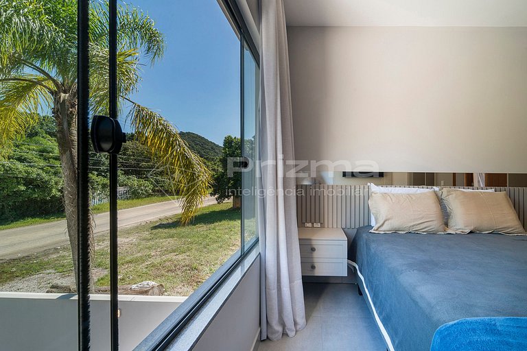 Charmoso duplex com piscina privativa na praia de Mariscal.