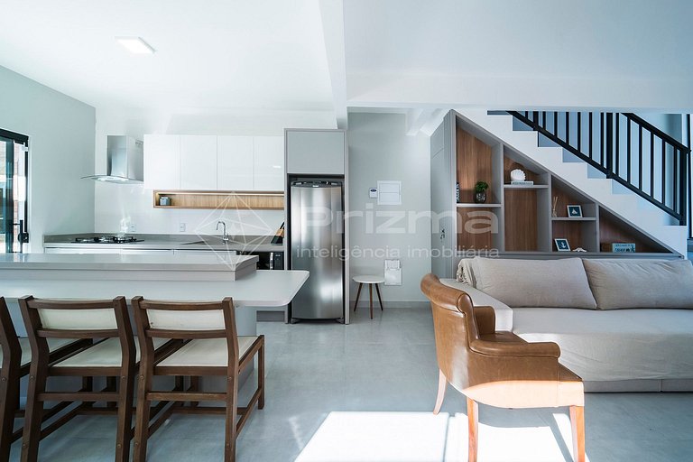 Charmoso duplex com piscina privativa na praia de Mariscal.