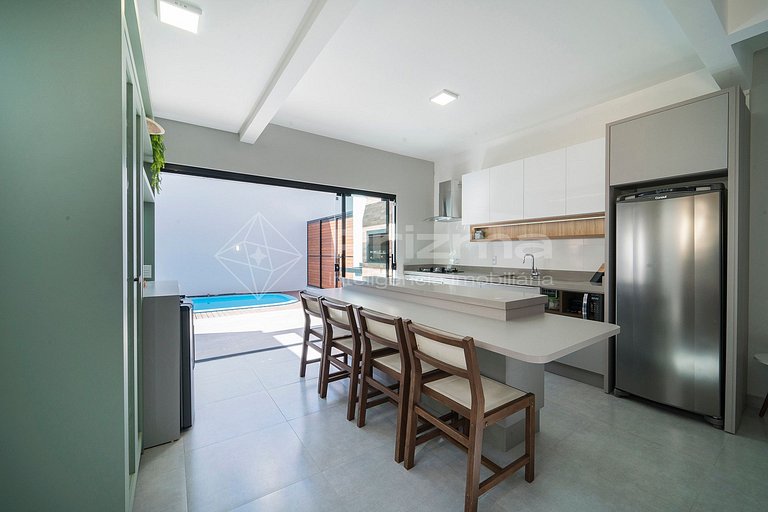 Charmoso duplex com piscina privativa na praia de Mariscal.