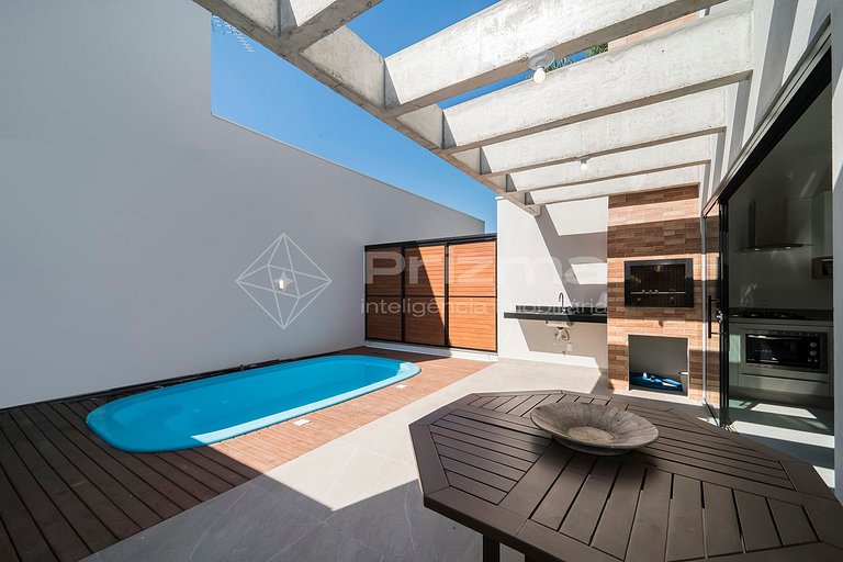 Charmoso duplex com piscina privativa na praia de Mariscal.