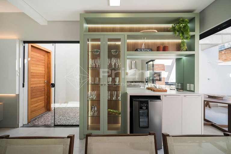 Charmoso duplex com piscina privativa na praia de Mariscal.