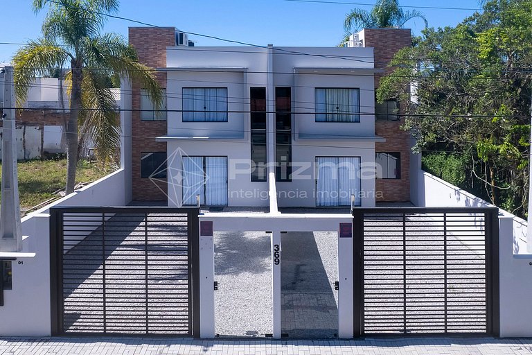 Charmoso dúplex com piscina privativa na praia de Mariscal.