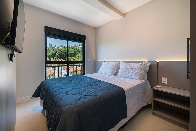 502 03 - WaldGarten- 50 m do Mar Frente a Avenida - Condomín