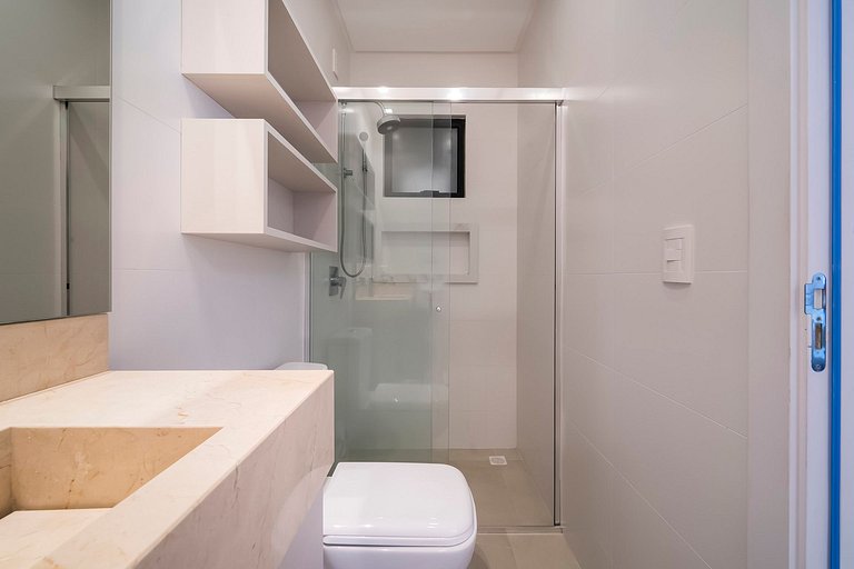 502 03 - WaldGarten- 50 m do Mar Frente a Avenida - Condomín