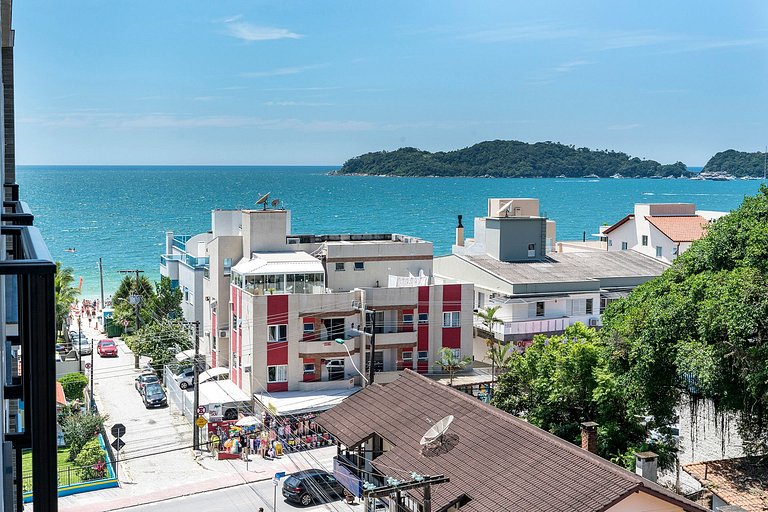 502 03 - WaldGarten- 50 m do Mar Frente a Avenida - Condomín