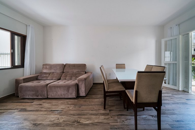 Apartamento Confortável - 50 metros da Praia de Bombinhas