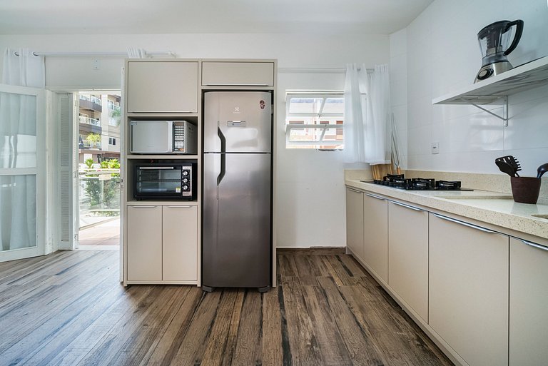 Apartamento Confortável - 50 metros da Praia de Bombinhas