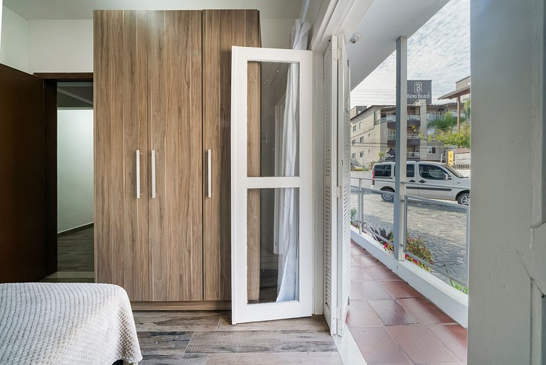 Apartamento Confortável - 50 metros da Praia de Bombinhas