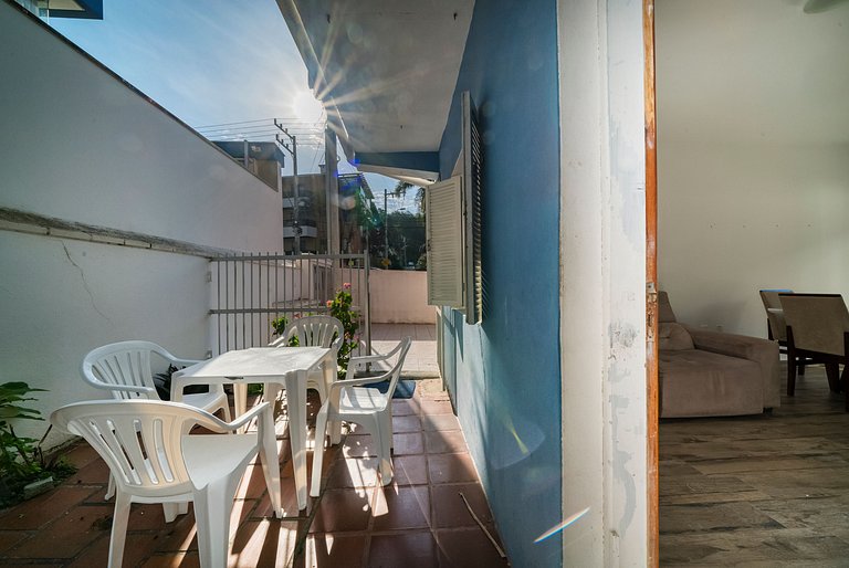 Apartamento Confortável - 50 metros da Praia de Bombinhas