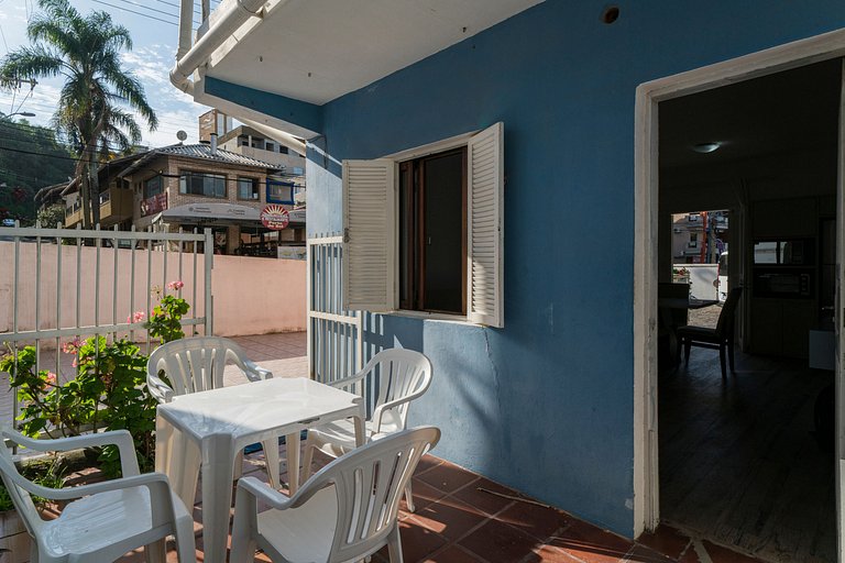 Apartamento Confortável - 50 metros da Praia de Bombinhas