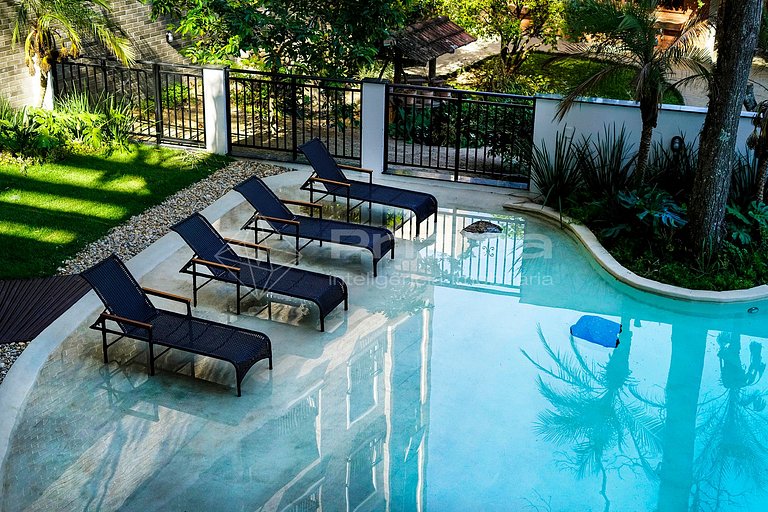 402 02 Waldgarten Bombinhas - 50 m do Mar e Frente Avenida -