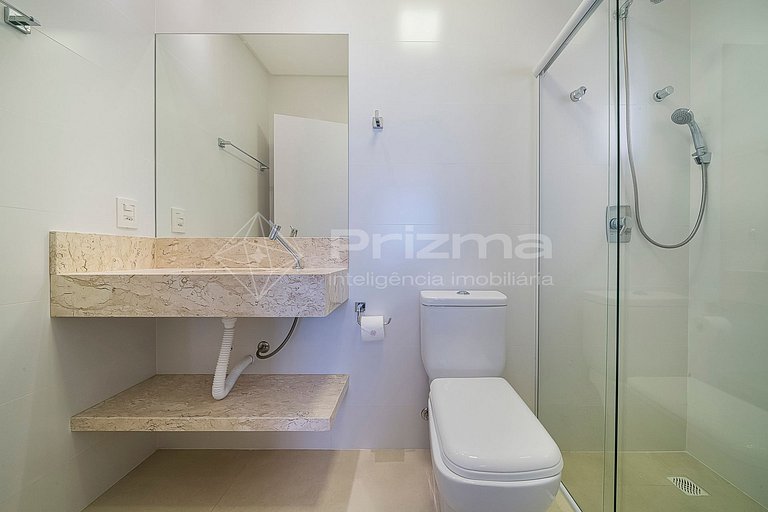 402 02 Waldgarten Bombinhas - 50 m do Mar e Frente Avenida -