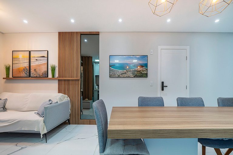 Monserrate 103 - Apto na praia de Bombas - Finamente mobilia