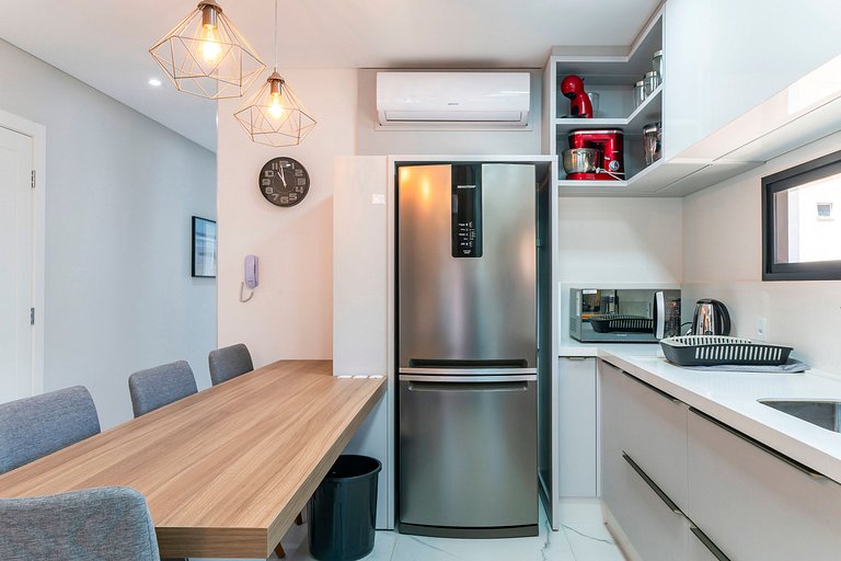 Monserrate 103 - Apto na praia de Bombas - Finamente mobilia