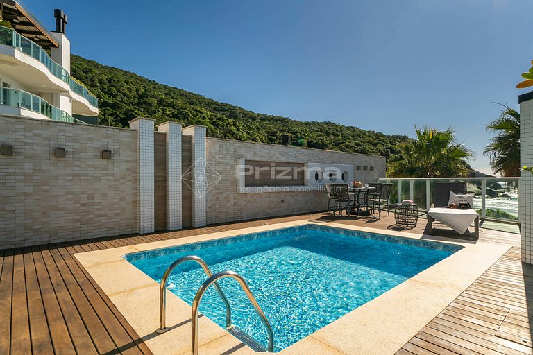Luxo e conforto • Apto frente mar com piscina
