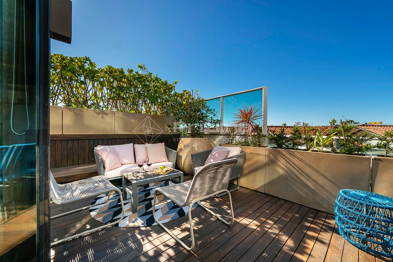 Apto c/ Piscina Privativa e Vista Mar- Condomínio de Alto Pa