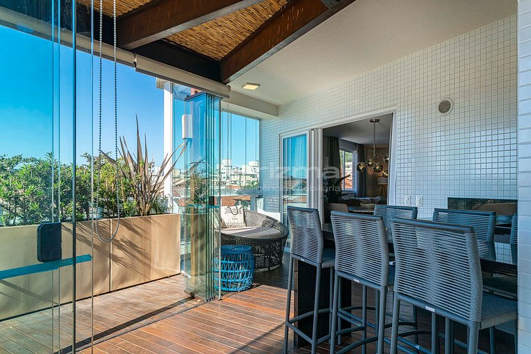 Luxo e conforto • Apto frente mar com piscina