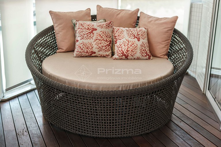 Luxo e conforto • Apto frente mar com piscina