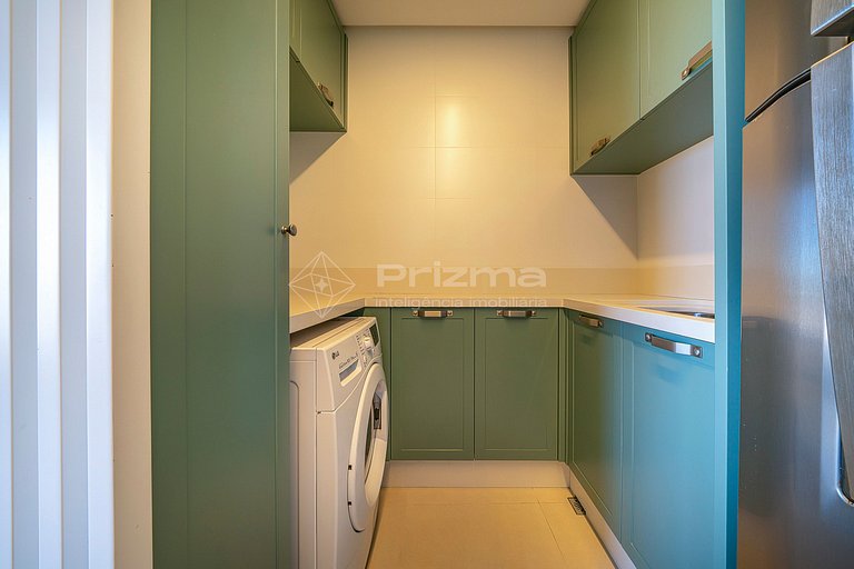 Luxo e conforto • Apto frente mar com piscina