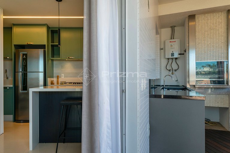 Luxo e conforto • Apto frente mar com piscina