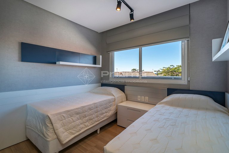 Luxo e conforto • Apto frente mar com piscina