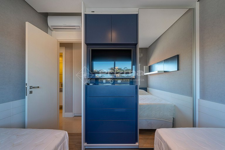 Luxo e conforto • Apto frente mar com piscina