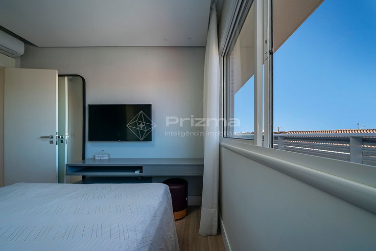 Luxo e conforto • Apto frente mar com piscina