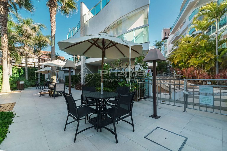 Luxo e conforto • Apto frente mar com piscina