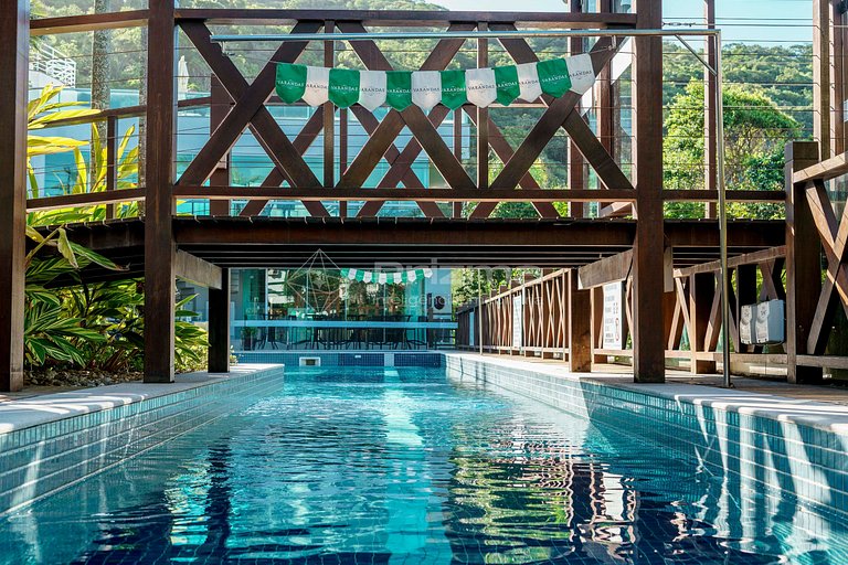 Luxo e conforto • Apto frente mar com piscina