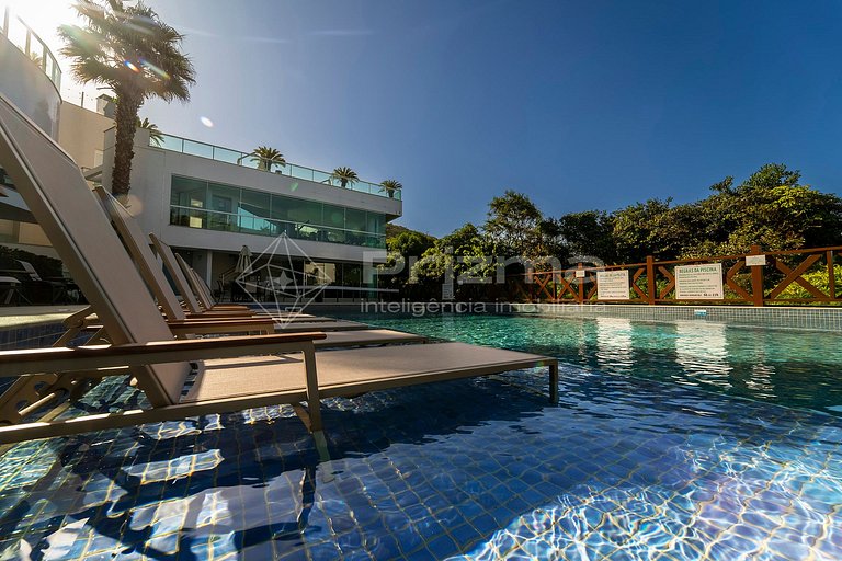 Apto c/ Piscina Privativa e Vista Mar- Condomínio de Alto Pa