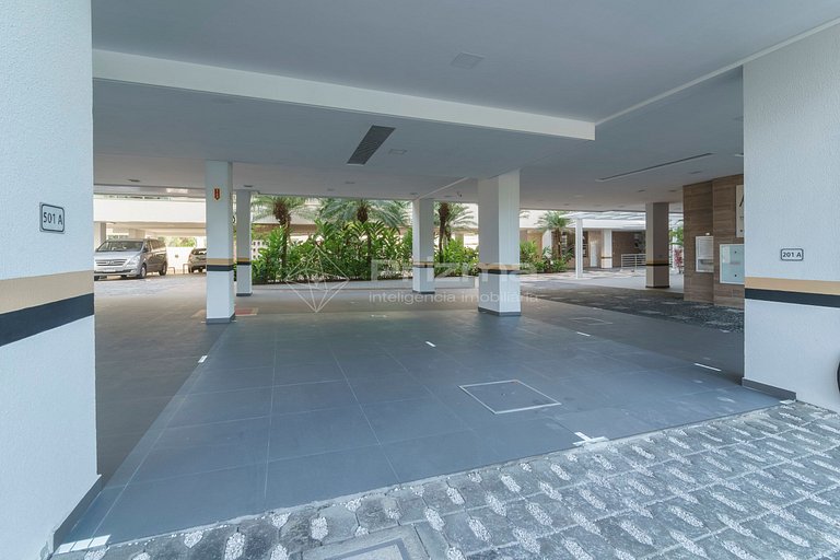 Luxo e conforto • Apto frente mar com piscina