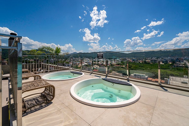 Flat com Piscina Aquecida, Jacuzzi e Lazer - 550m do Mar