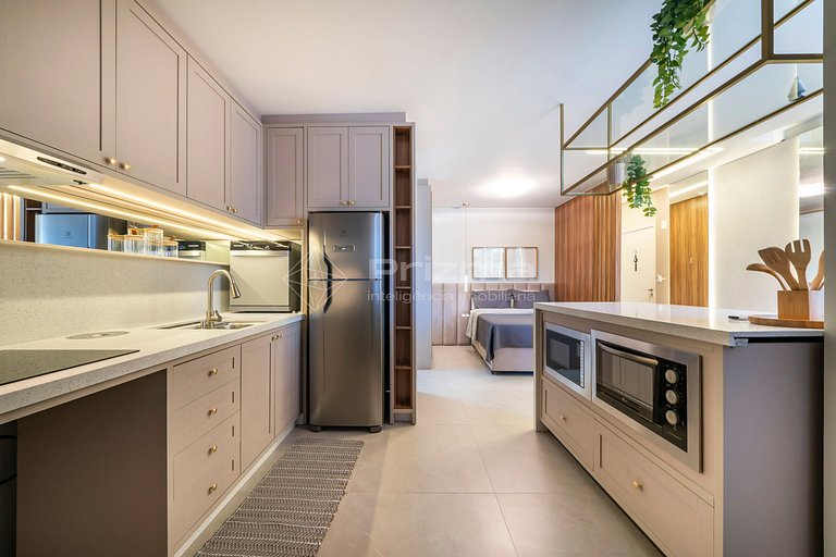 Flat c/ Piscina Aquecida, Jacuzzi e Lazer - 550m do Mar