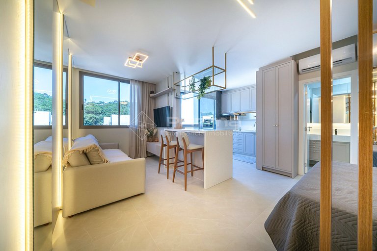 Flat c/ Piscina Aquecida, Jacuzzi e Lazer - 550m do Mar