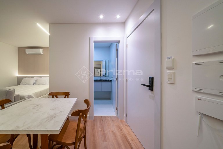 512 - Flat Moderno e Bem Localizado a Poucos Metros da Praia