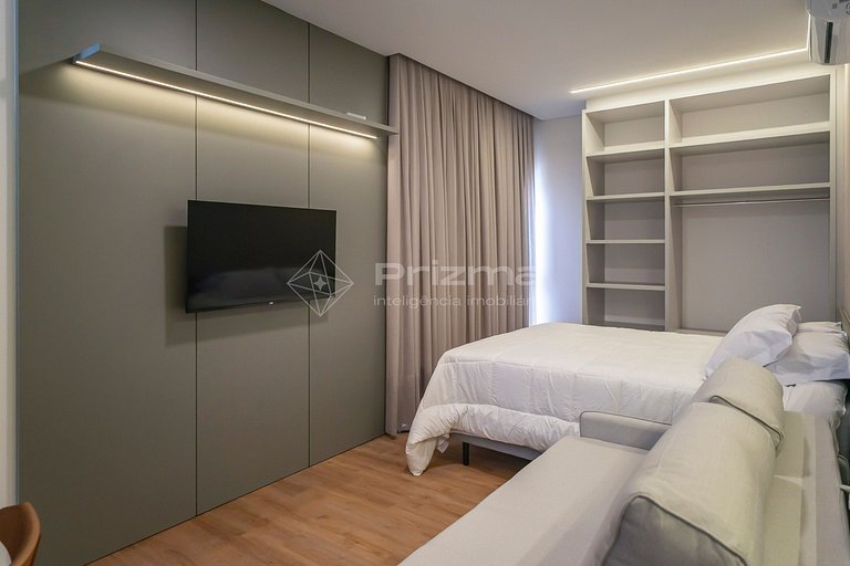 402 - Flat com café da manhã a 120m da praia