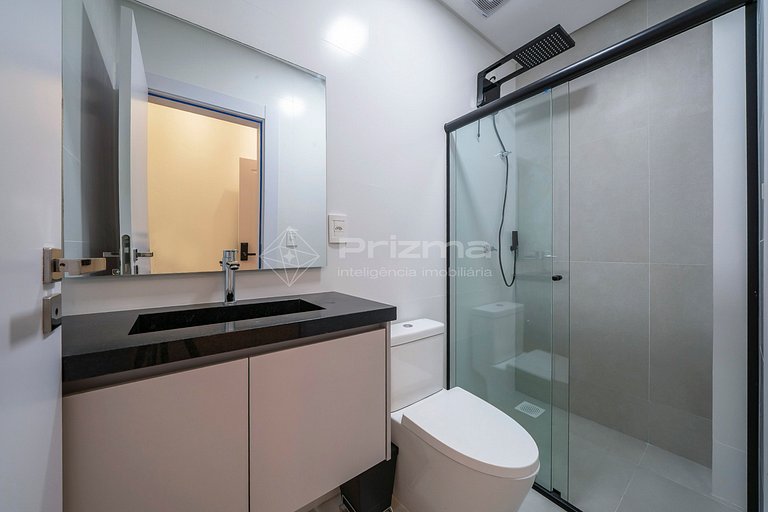 402 - Flat com café da manhã a 120m da praia