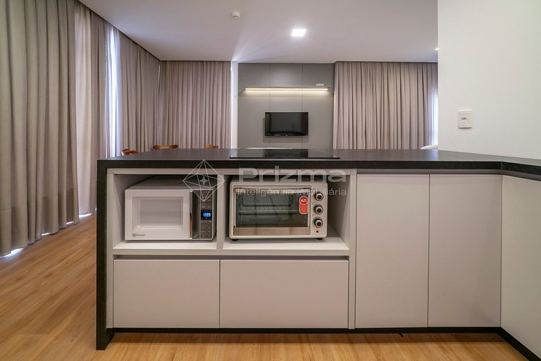 402 - Flat com café da manhã a 120m da praia