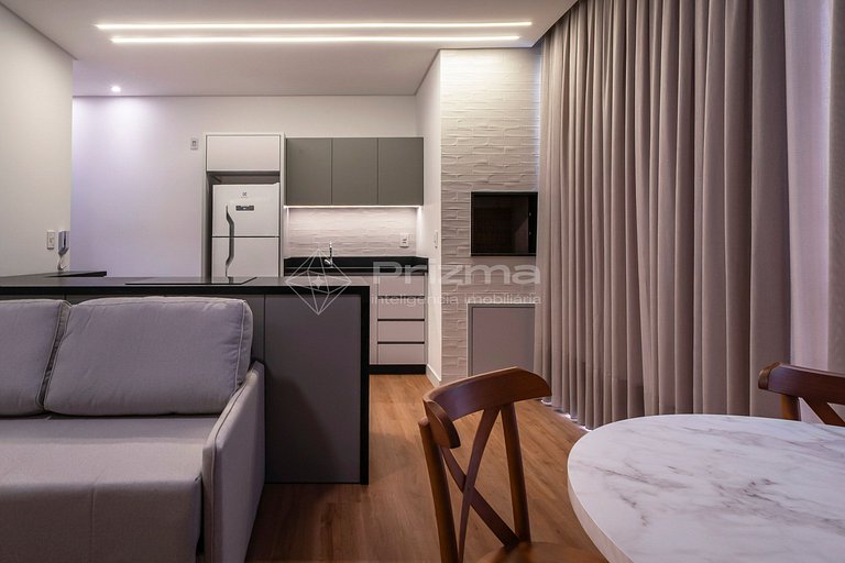 402 - Flat com café da manhã a 120m da praia