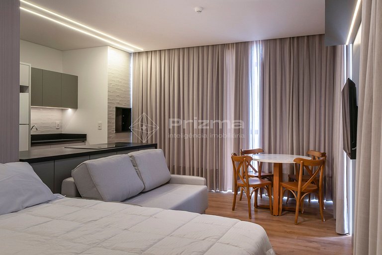 402 - Flat com café da manhã a 120m da praia