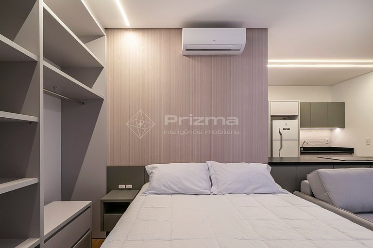 402 - Flat com café da manhã a 120m da praia