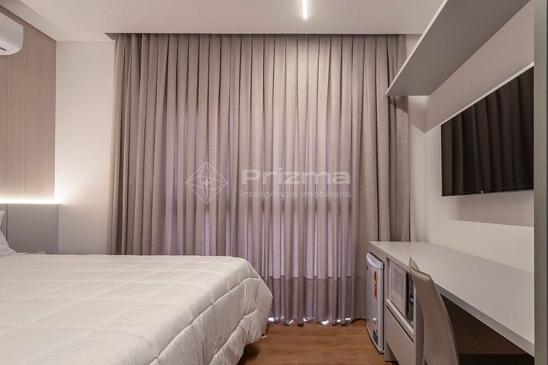 405 - Ótima Suíte em Localização Incrível – Praia de Bombinh